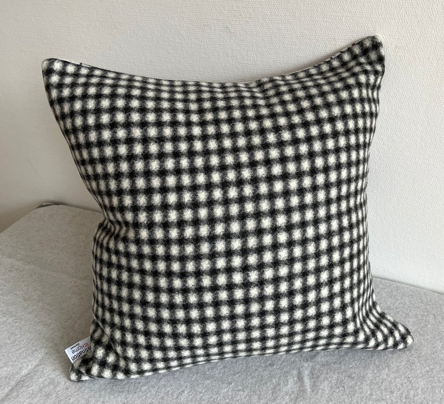 Blacknose sheep wool cushion cover, young sheep with mum