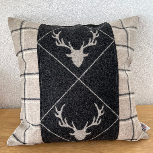 Deer design cushion cover, deer centered, grey/beige