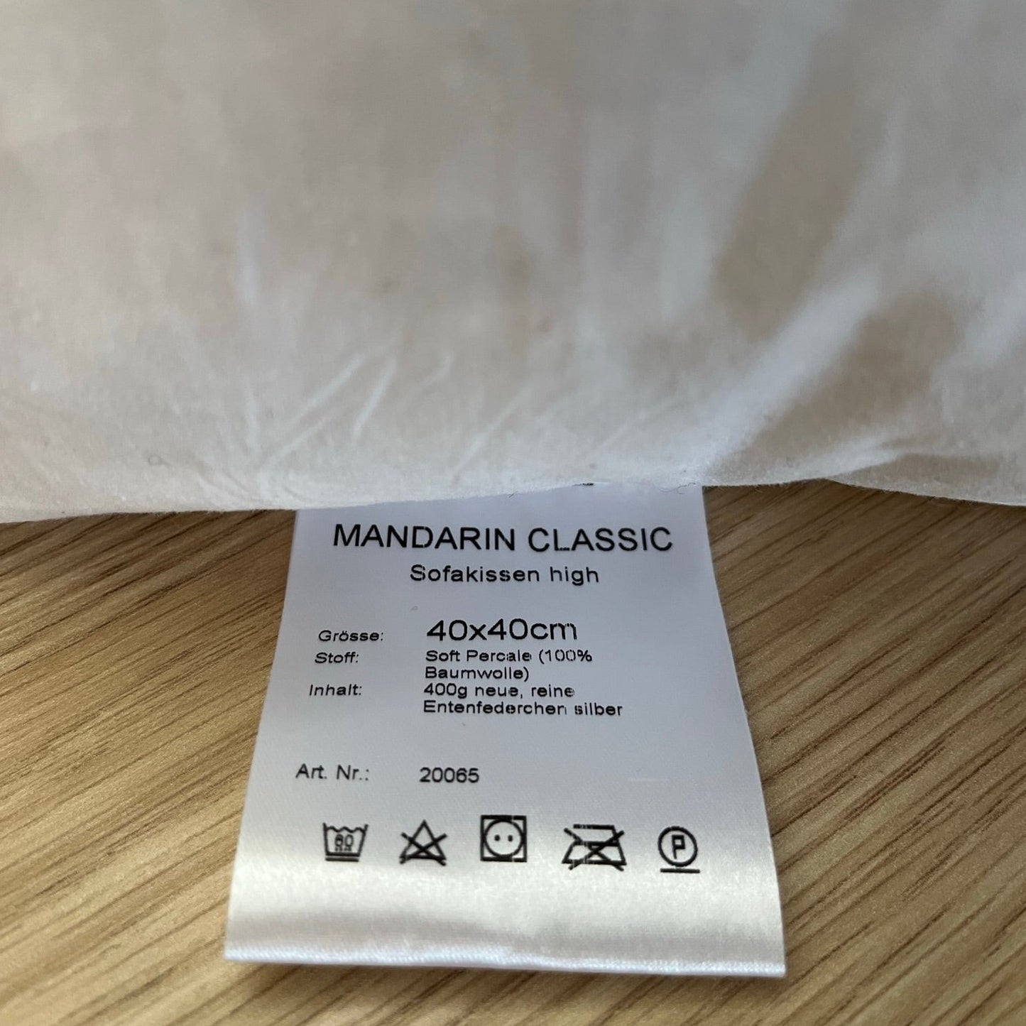 Cushion pad for decorative cushion cover
