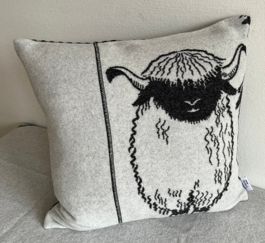 Blacknose sheep wool cushion cover, one sheep, white