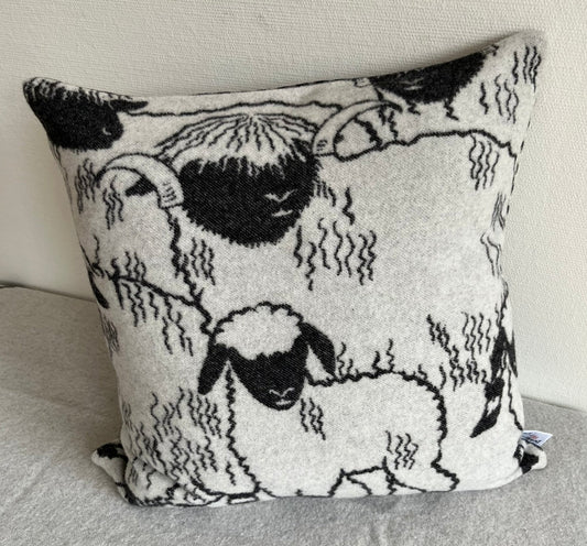 Blacknose sheep wool cushion cover, young sheep with mum
