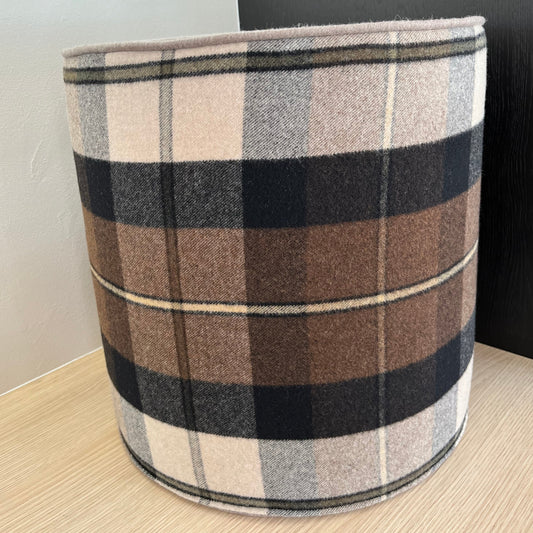 Pouf in soft wool fabric