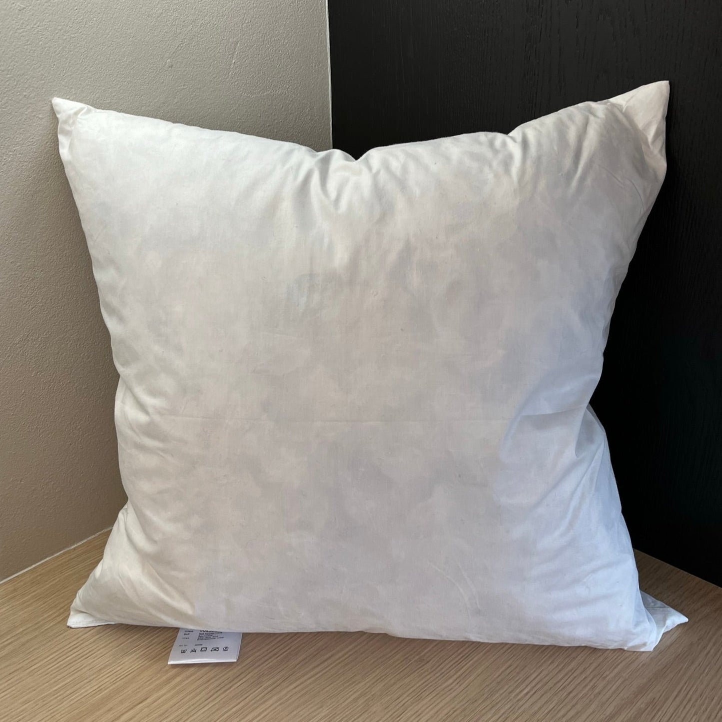 Cushion pad for decorative cushion cover